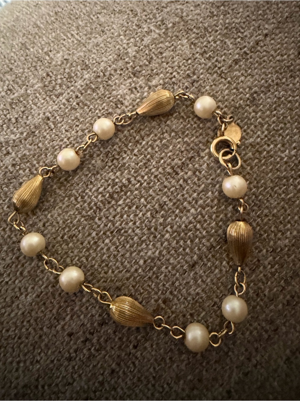 Gold Plated Pearl Bead Bracelet - Elegant Women's Jewelry